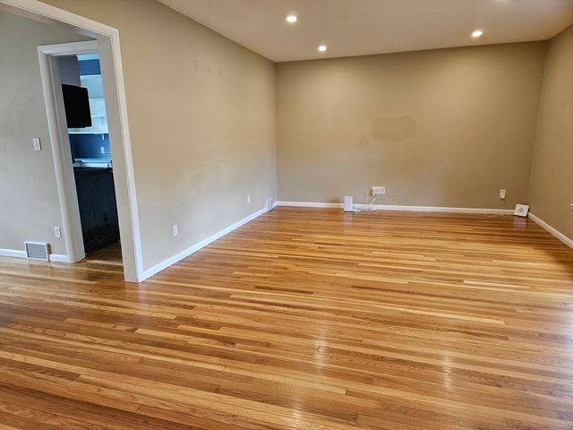 6 Miland Ave., Chelmsford, MA 01824