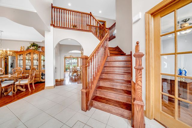 8924 Woodbine Court, Tinley Park, IL 60487