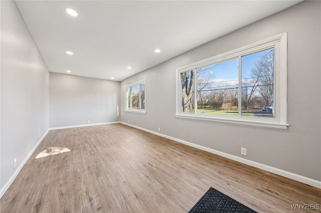 24 Broadway Street, West Seneca, NY 14224