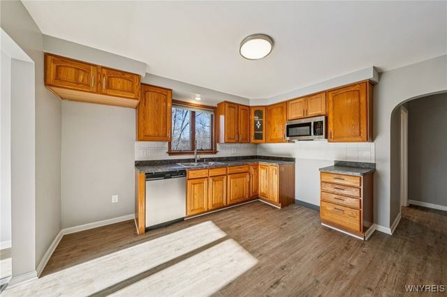 24 Broadway Street, West Seneca, NY 14224