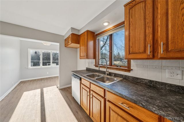 24 Broadway Street, West Seneca, NY 14224