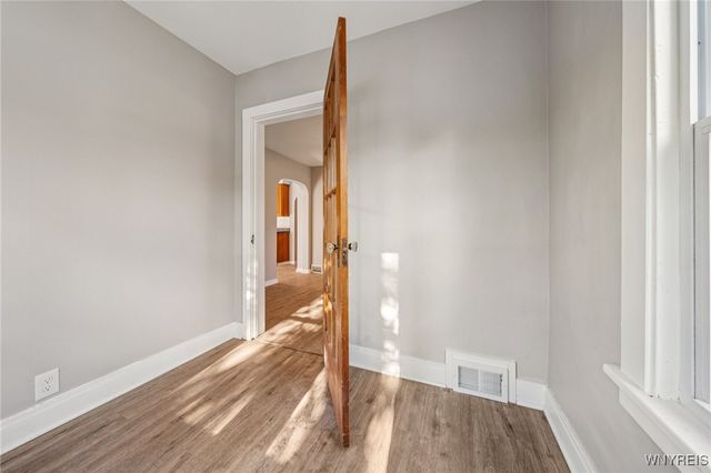 24 Broadway Street, West Seneca, NY 14224