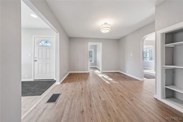 24 Broadway Street, West Seneca, NY 14224