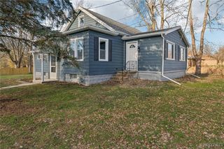 24 Broadway Street, West Seneca, NY 14224