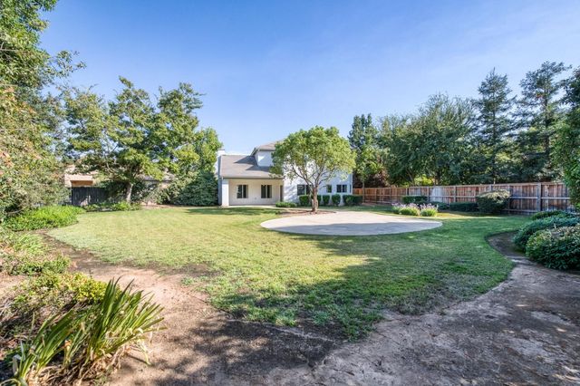 9965 N Ann Avenue, Fresno, CA 93720