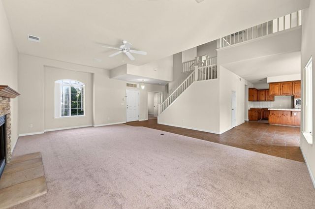 9965 N Ann Avenue, Fresno, CA 93720