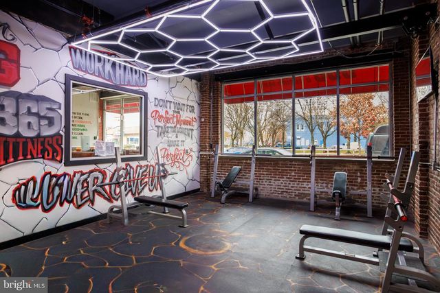 1855 5TH ST N, Philadelphia, PA 19122