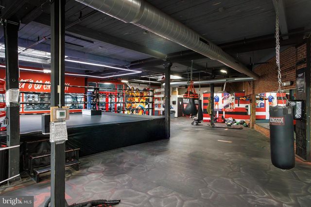 1855 5TH ST N, Philadelphia, PA 19122