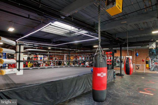 1855 5TH ST N, Philadelphia, PA 19122