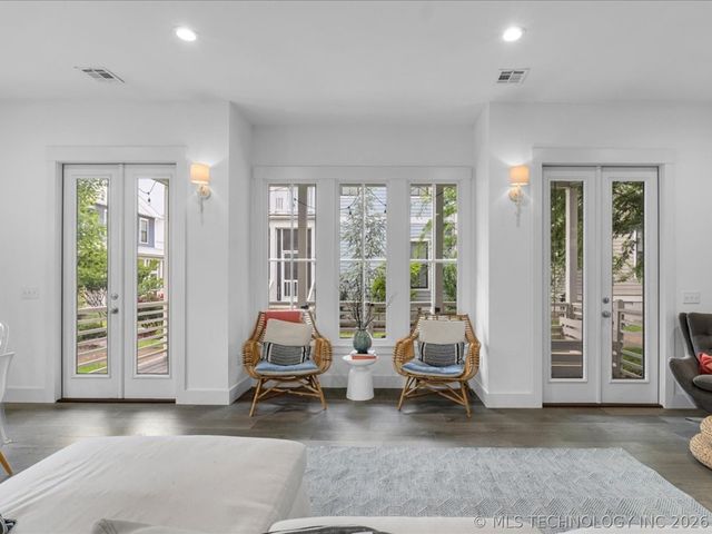 40 Center Lane N, Carlton Landing, OK 74432