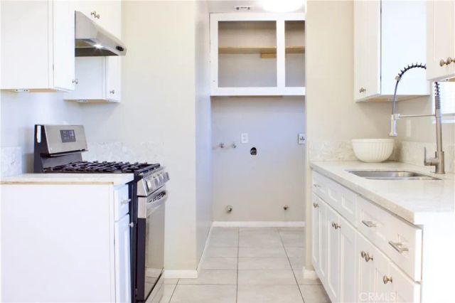 16594 Vine, Hesperia, CA 92345