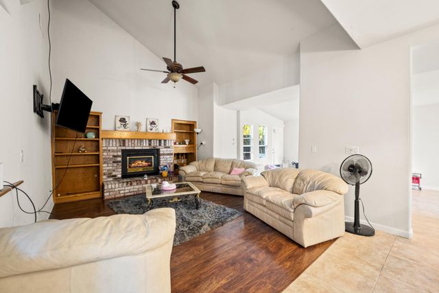 2060 Sheffield Dr, El Dorado Hills, CA 95762