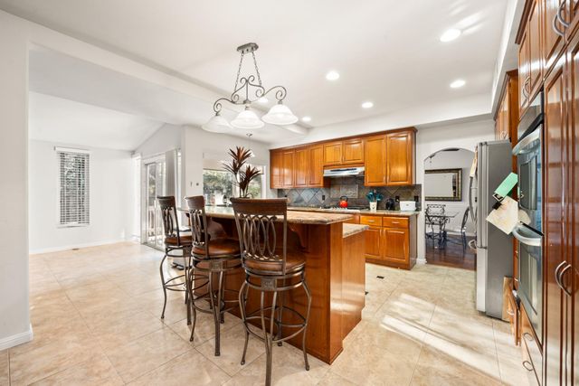 2060 Sheffield Dr, El Dorado Hills, CA 95762