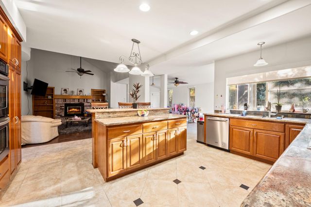 2060 Sheffield Dr, El Dorado Hills, CA 95762