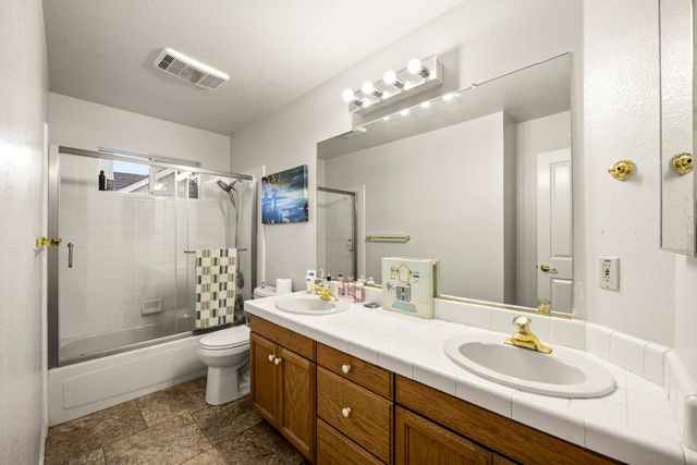 2060 Sheffield Dr, El Dorado Hills, CA 95762