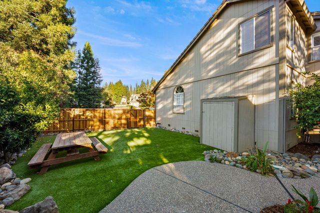 2060 Sheffield Dr, El Dorado Hills, CA 95762