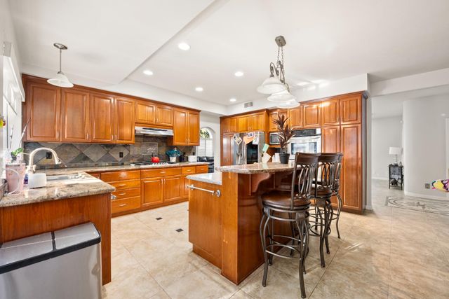 2060 Sheffield Dr, El Dorado Hills, CA 95762