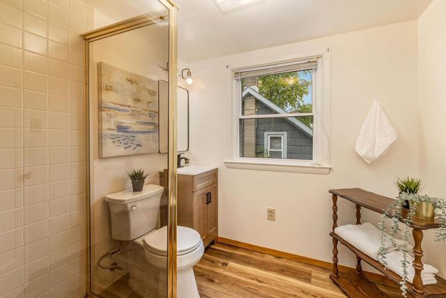 9000 W Cold Spring ROAD, Greenfield, WI 53228