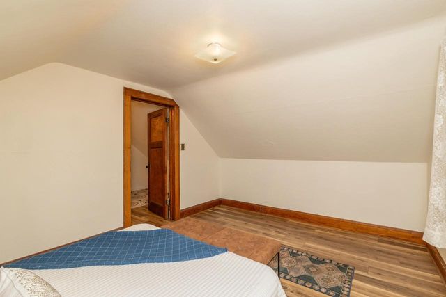 9000 W Cold Spring ROAD, Greenfield, WI 53228