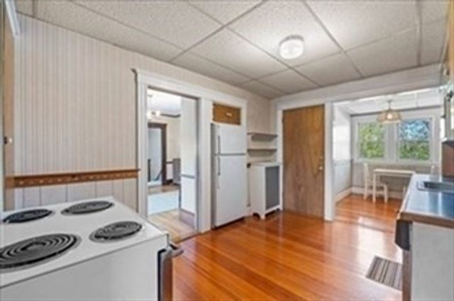 64 Atkins Ave 2, Lynn, MA 01904