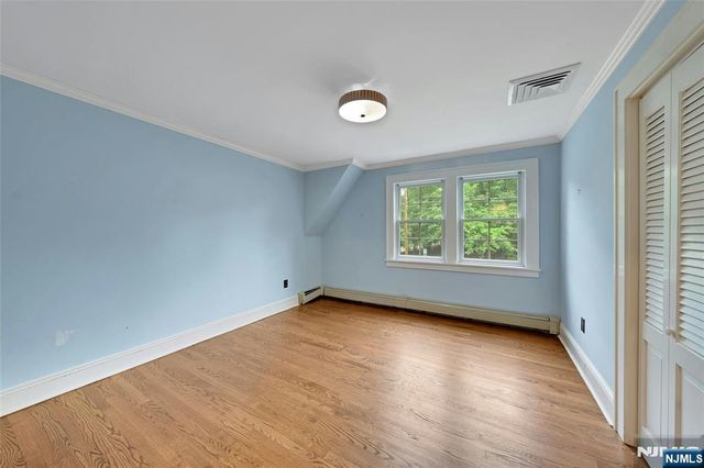 60 Chestnut Street, Ramsey, NJ 07446