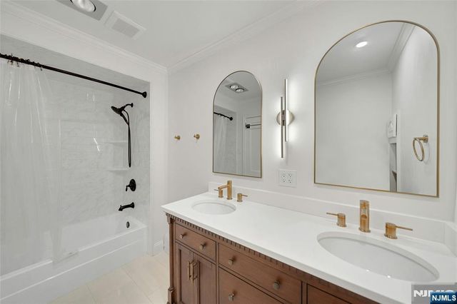 60 Chestnut Street, Ramsey, NJ 07446