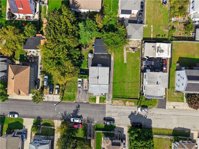 32 Maplewood Avenue, Cranston, RI 02920