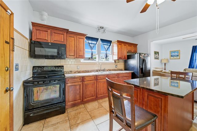 32 Maplewood Avenue, Cranston, RI 02920