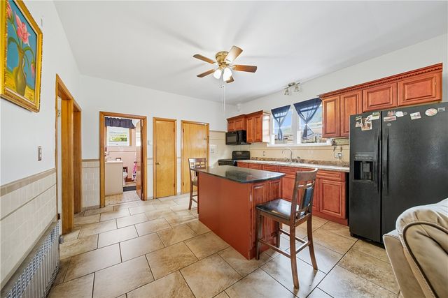 32 Maplewood Avenue, Cranston, RI 02920