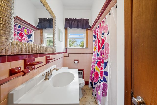 32 Maplewood Avenue, Cranston, RI 02920