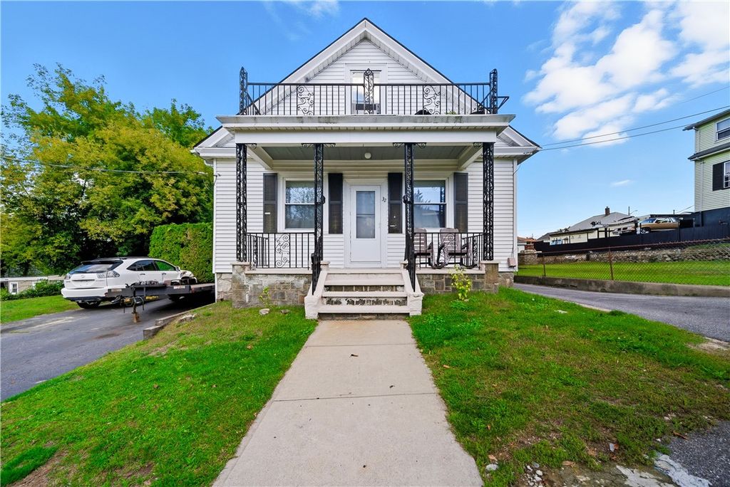 32 Maplewood Avenue, Cranston, RI 02920