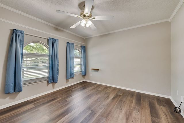 1702 Sagebrush Trail, Euless, TX 76040