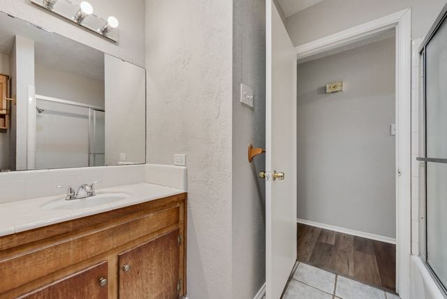 1702 Sagebrush Trail, Euless, TX 76040