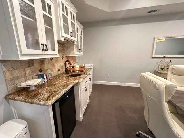 2608 Victor Avenue, B and C, Redding, CA 96002