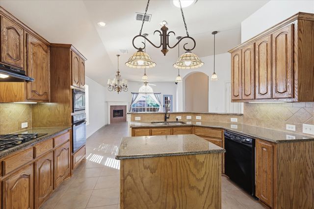 9112 Steiner Street, Fort Worth, TX 76244