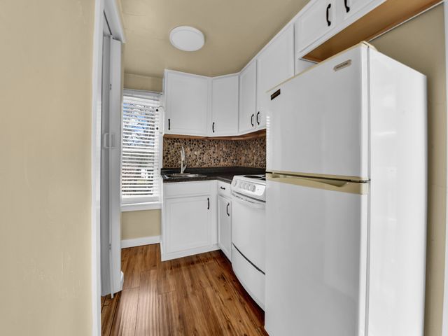 602 N Walnut Street, Weatherford, TX 76086