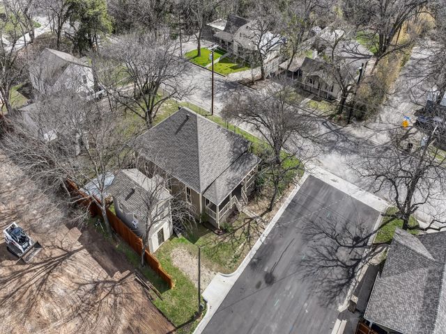 602 N Walnut Street, Weatherford, TX 76086