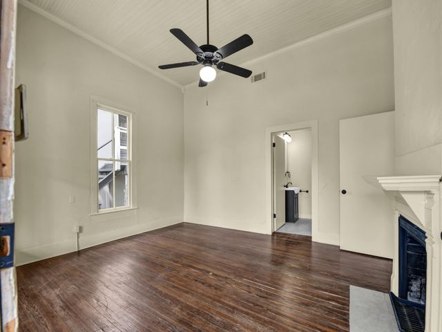 602 N Walnut Street, Weatherford, TX 76086