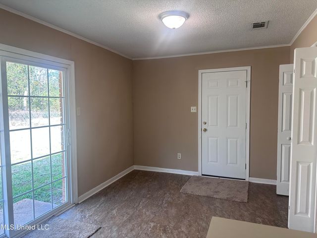 4113 Mimosa Drive, Moss Point, MS 39562