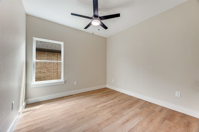 113 Iron Horse Lane, Denison, TX 75020