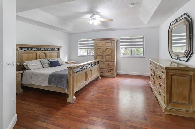 21278 SW 91st Ave, Cutler Bay, FL 33189