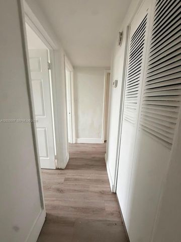 274 NE 141st Street 3C, Miami, FL 33161