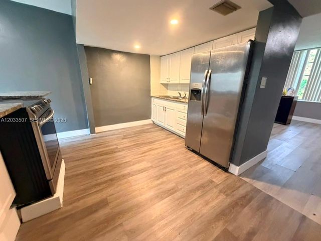 274 NE 141st Street 3C, Miami, FL 33161