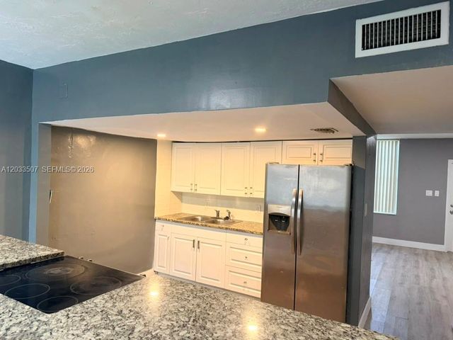 274 NE 141st Street 3C, Miami, FL 33161