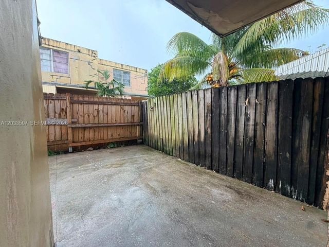 274 NE 141st Street 3C, Miami, FL 33161