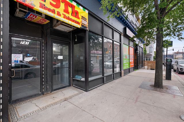 741 W 79th Street, Chicago, IL 60620