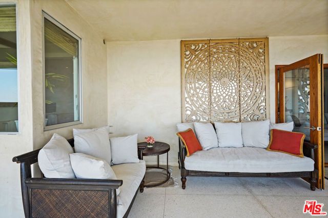 18101 COASTLINE Drive, Malibu, CA 90265