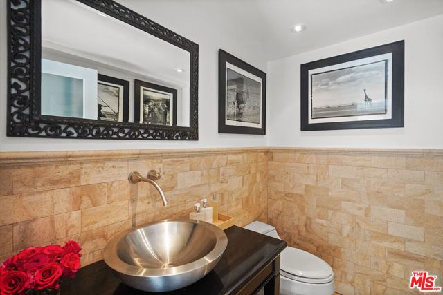 18101 COASTLINE Drive, Malibu, CA 90265