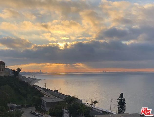 18101 COASTLINE Drive, Malibu, CA 90265