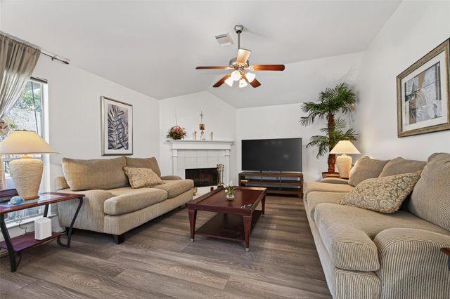 8207 Broken Timber Way, Houston, TX 77095